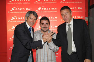 Lobo Carrasco y Xavi Aguado inaugurán los locales Sportium En Aragón